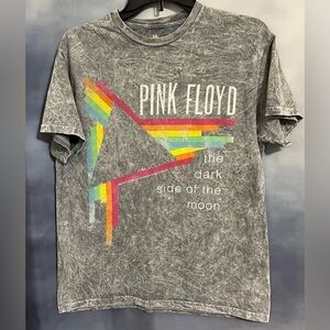 Junk food Pink Floyd grey with rainbow motif T shirt size Small. Looks new!